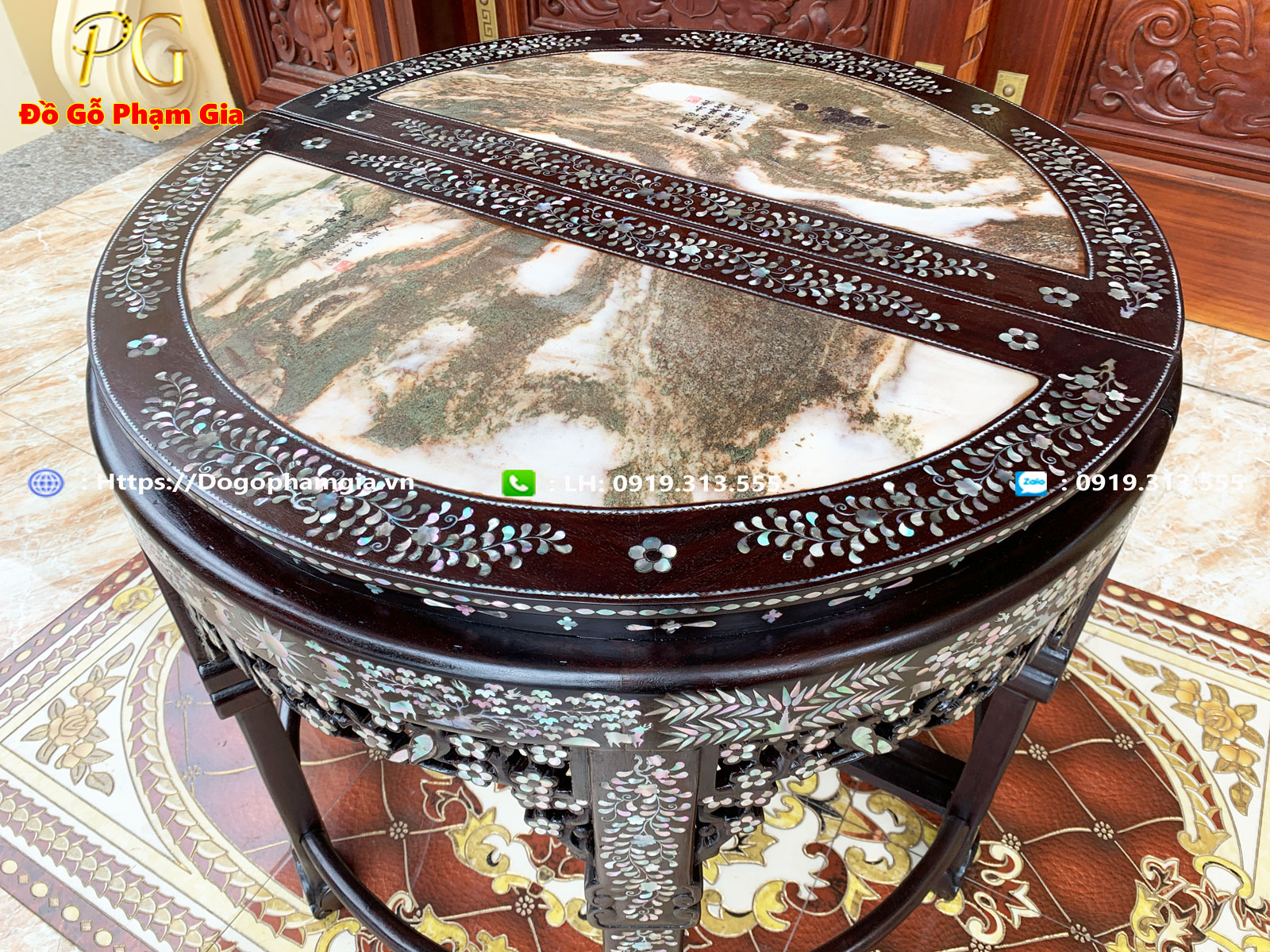 Thông tin chi tiết bàn bán nguyệt gỗ gụ cẩn ốc
