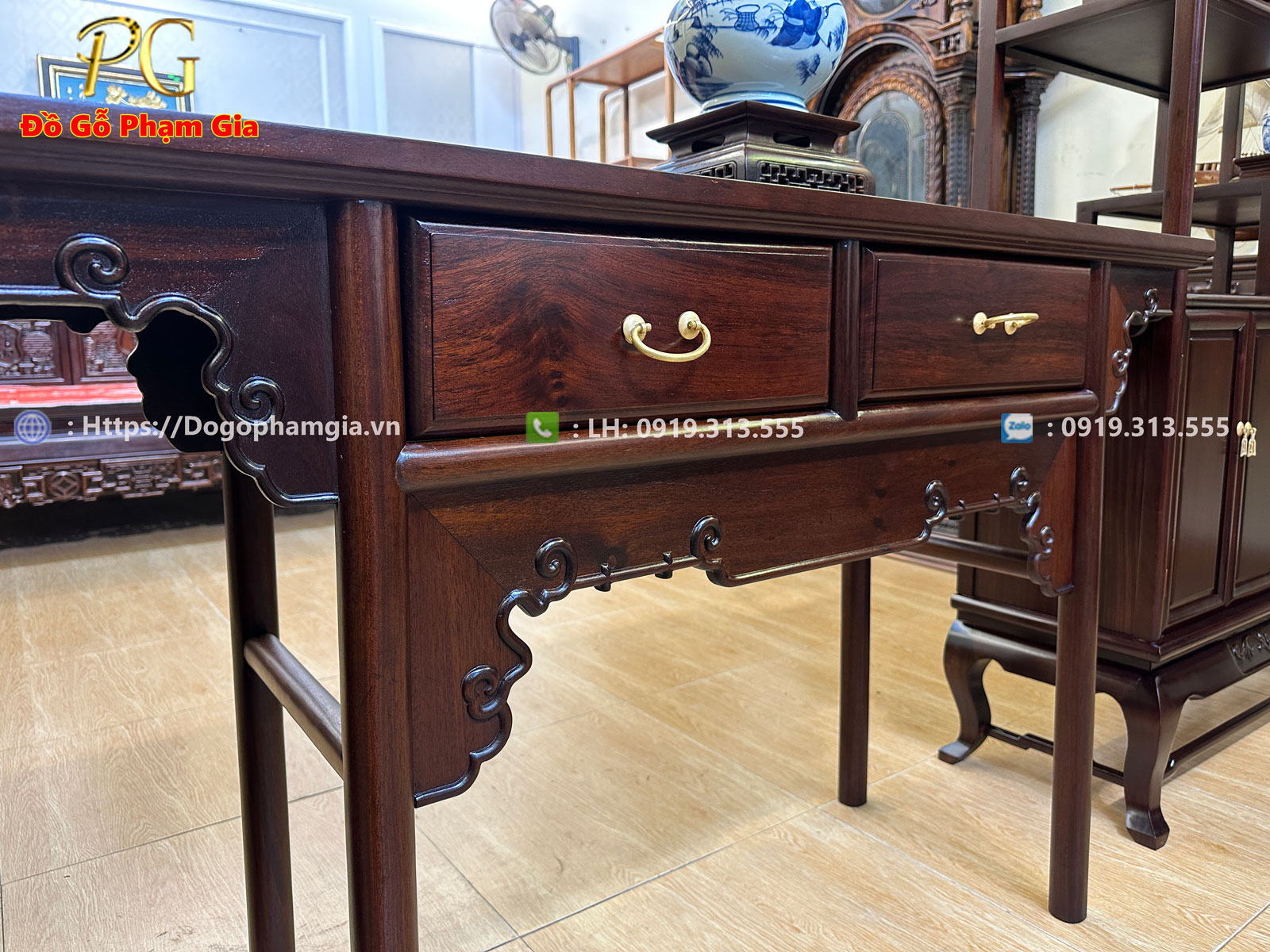 Thông tin kích thước bàn bày đồ lối tàu gỗ gụ