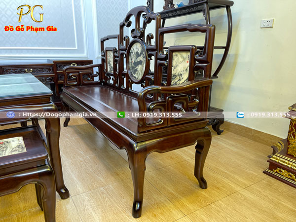 Nét đẹp đặc trưng của bàn ghế móc mỏ