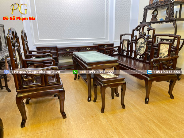 Nét đẹp đặc trưng của bàn ghế móc mỏ