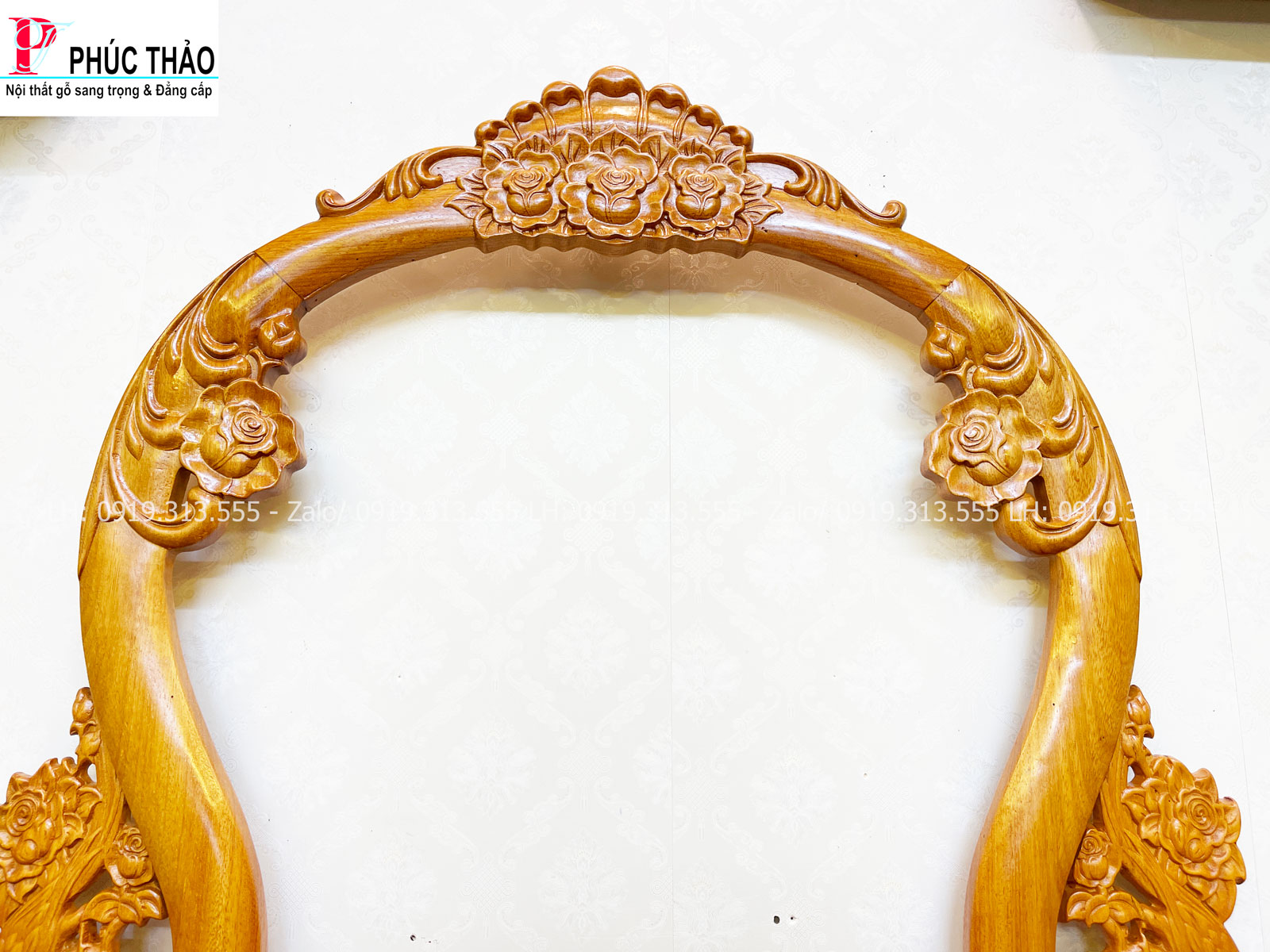 Mua bàn trang điểm chạm hoa hồng tại Đồ Gỗ Phạm Gia