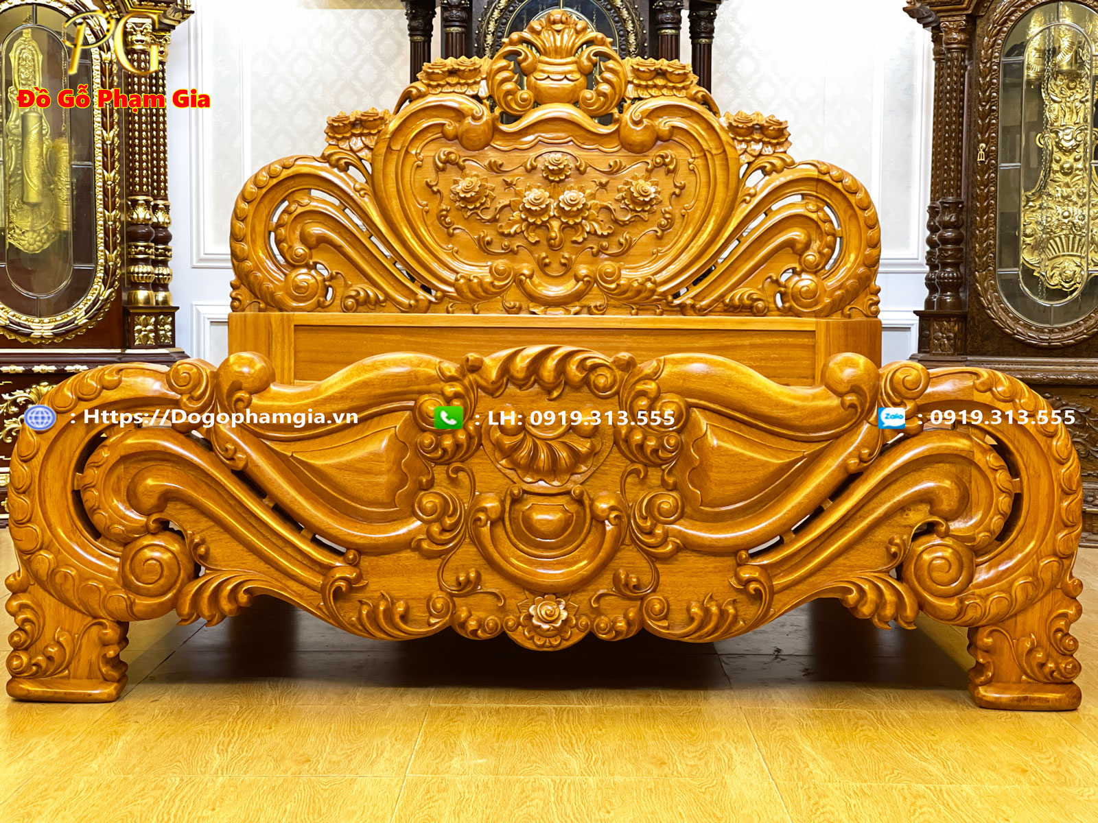 Thông tin chi tiết giường chạm hoa hồng