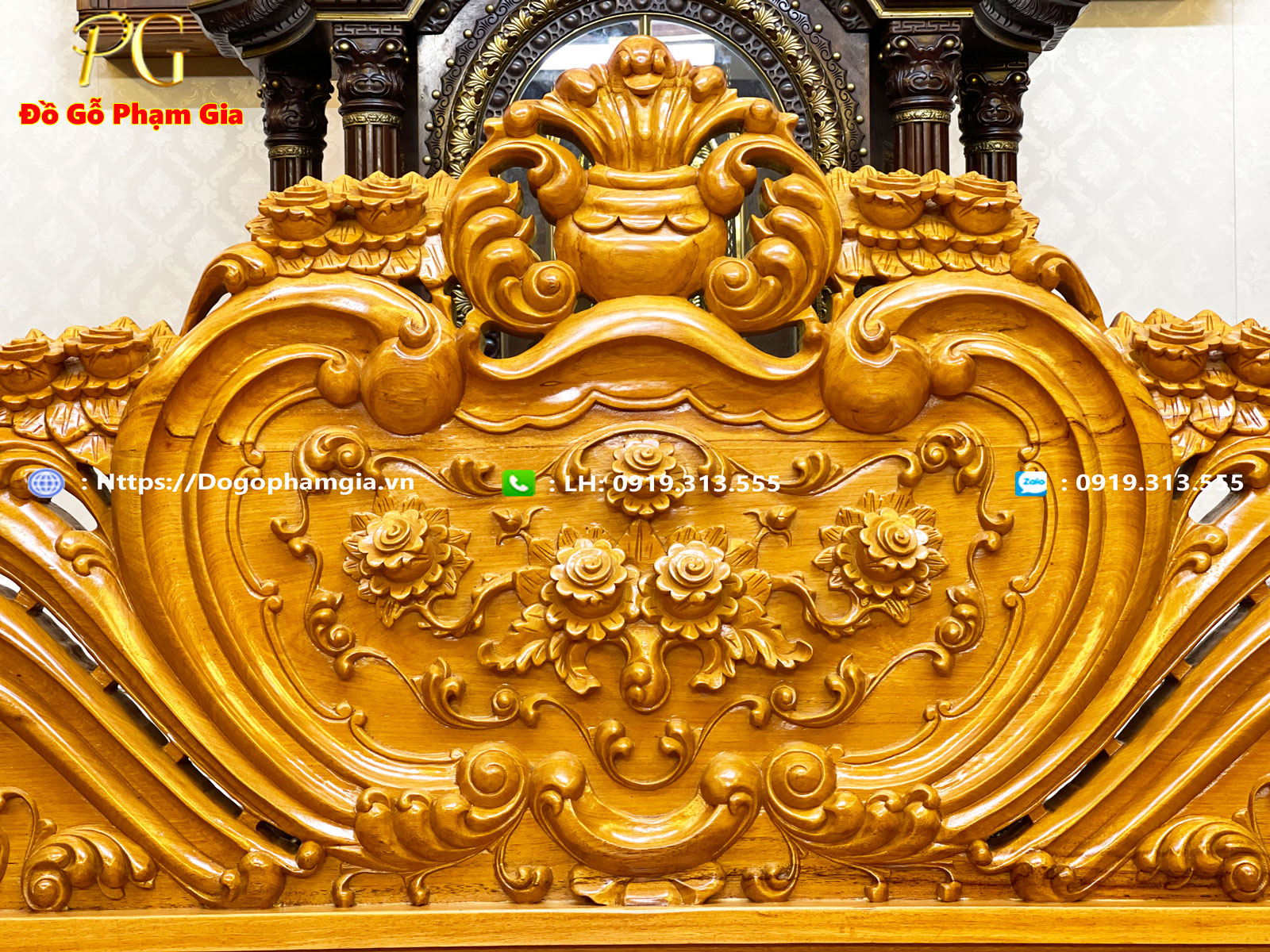 Mua giường tân cổ điển chạm hoa hồng tại Đồ Gỗ Phạm Gia