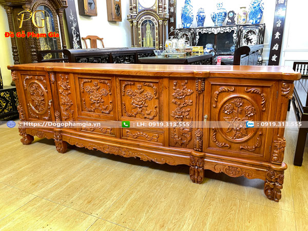 Hình ảnh kệ tivi gỗ hương chạm hoa hồng