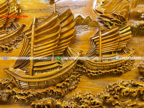Hình ảnh tranh gỗ thuận buồm xuôi gió gỗ hương đục tay kỹ sảo ,tinh tế