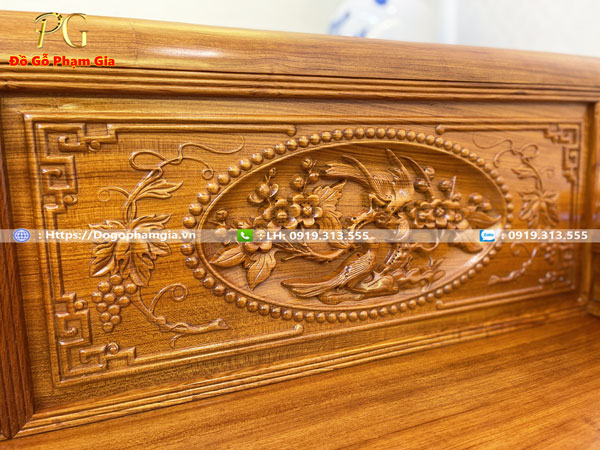 Những chi tiết nổi bật trên bộ trường kỷ gỗ hương