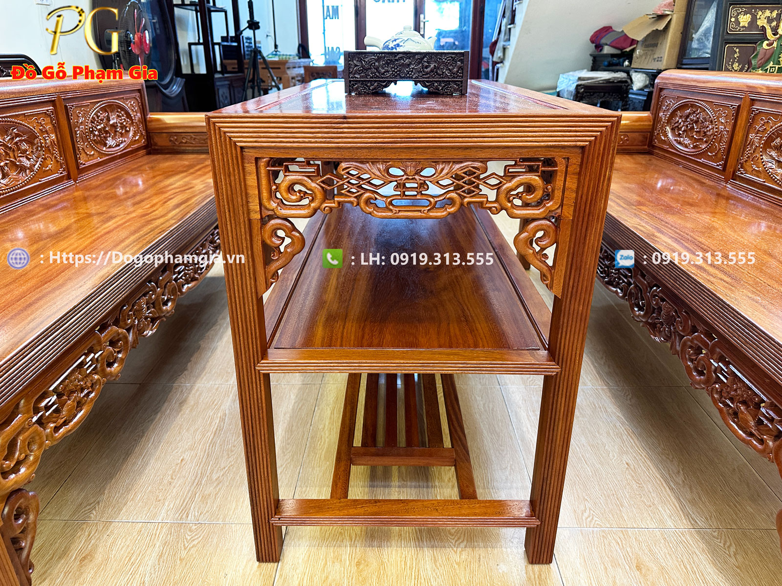 Trường kỷ vai cuốn gỗ lim và chạm khắc tứ quý Trường kỷ vai cuốn gỗ lim và chạm khắc tứ quý