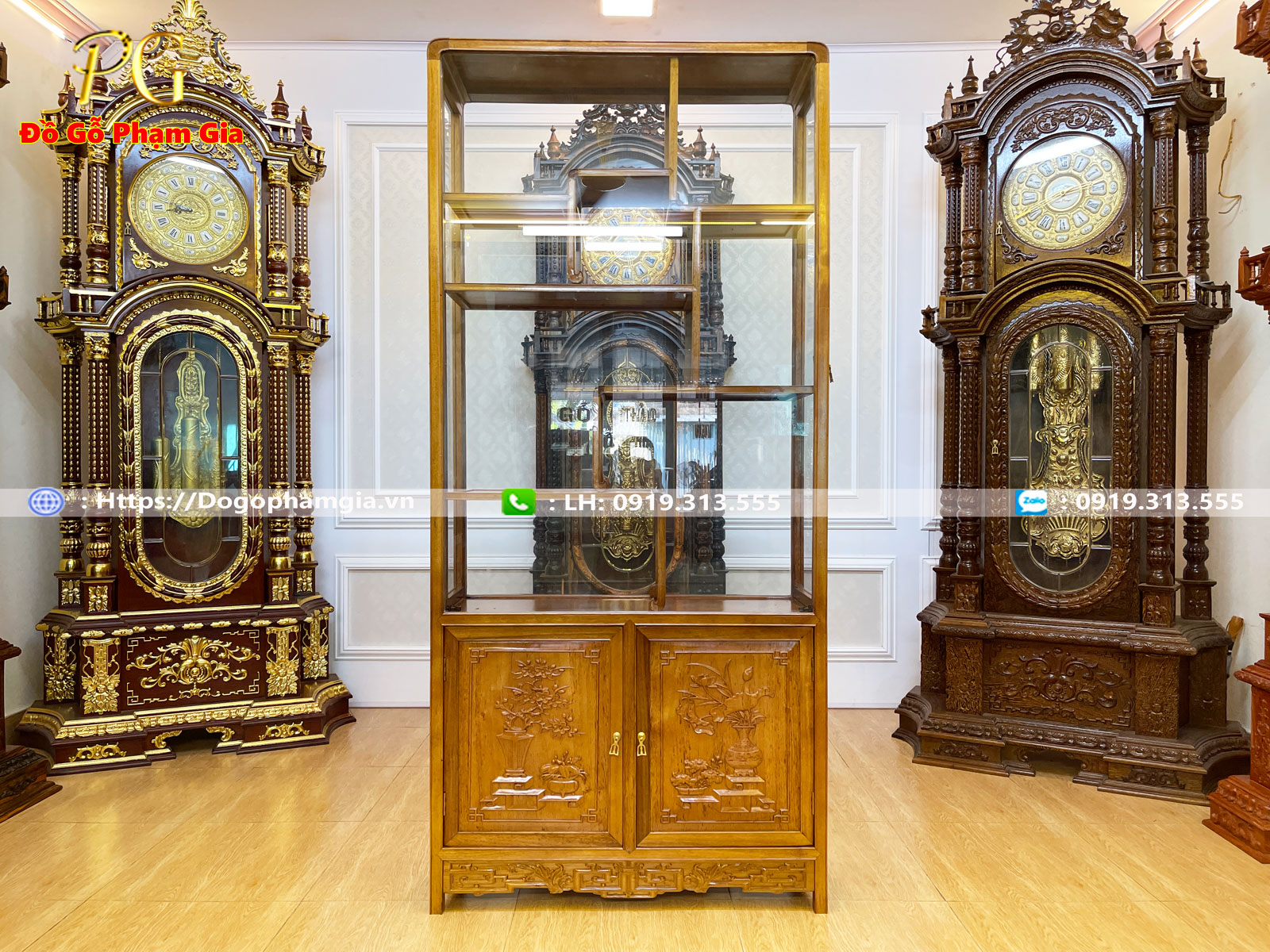 Hình ảnh tủ bày đồ cổ chạm đông bích đồ thư gỗ gụ Hình ảnh tủ bày đồ cổ chạm đông bích đồ thư gỗ gụ