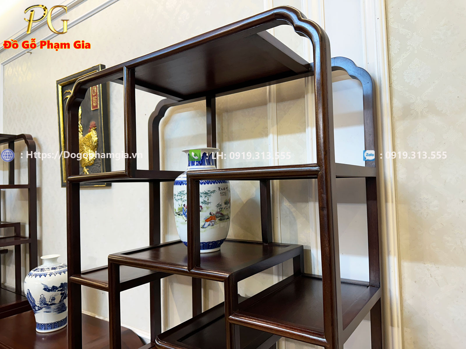 Mua tủ bày đồ đẹp tại Đồ Gỗ Phạm Gia