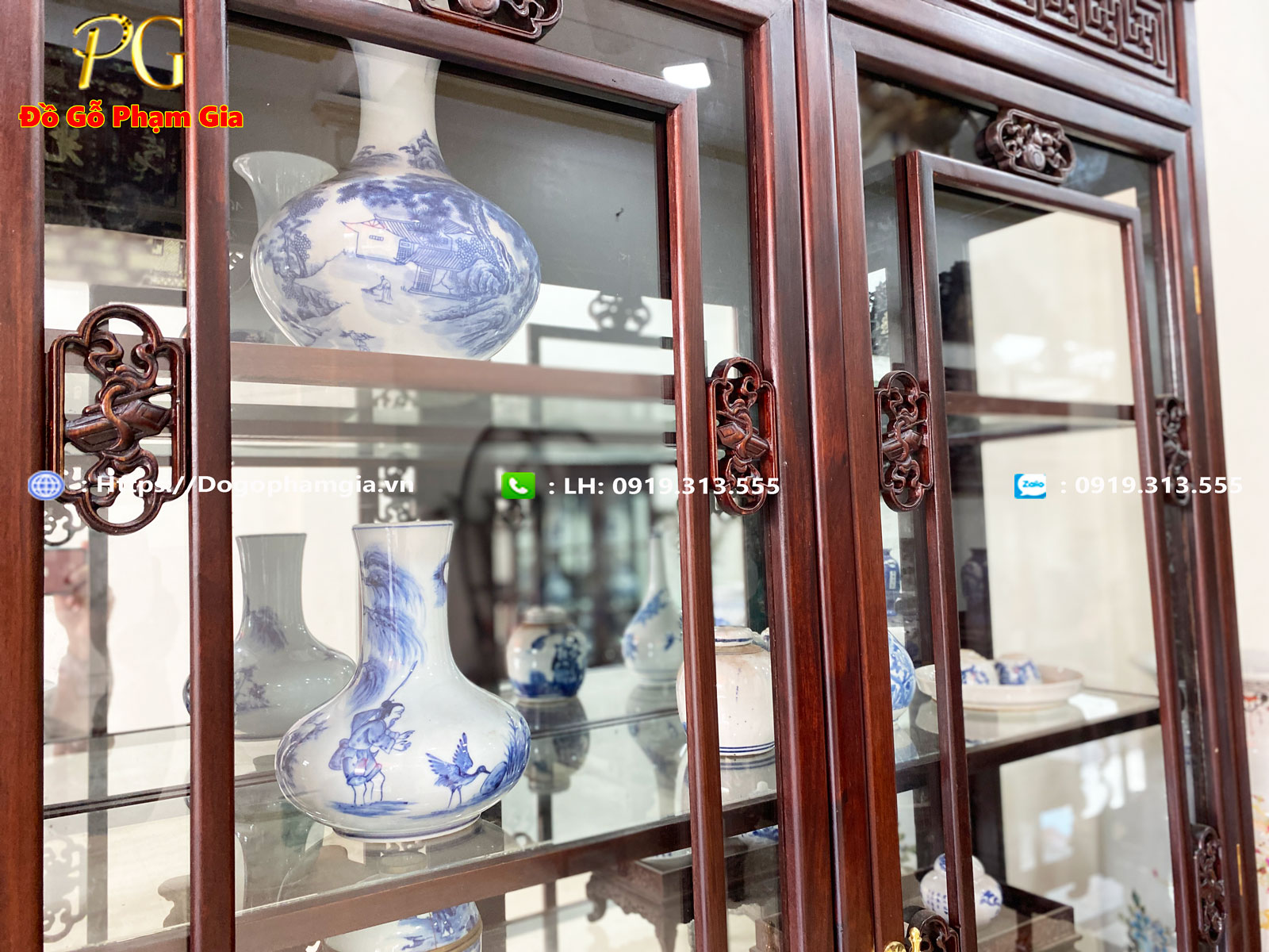 Mua tủ bày đồ cổ gỗ gụ tại Đồ Gỗ Phạm Gia Mua tủ bày đồ cổ gỗ gụ tại Đồ Gỗ Phạm Gia