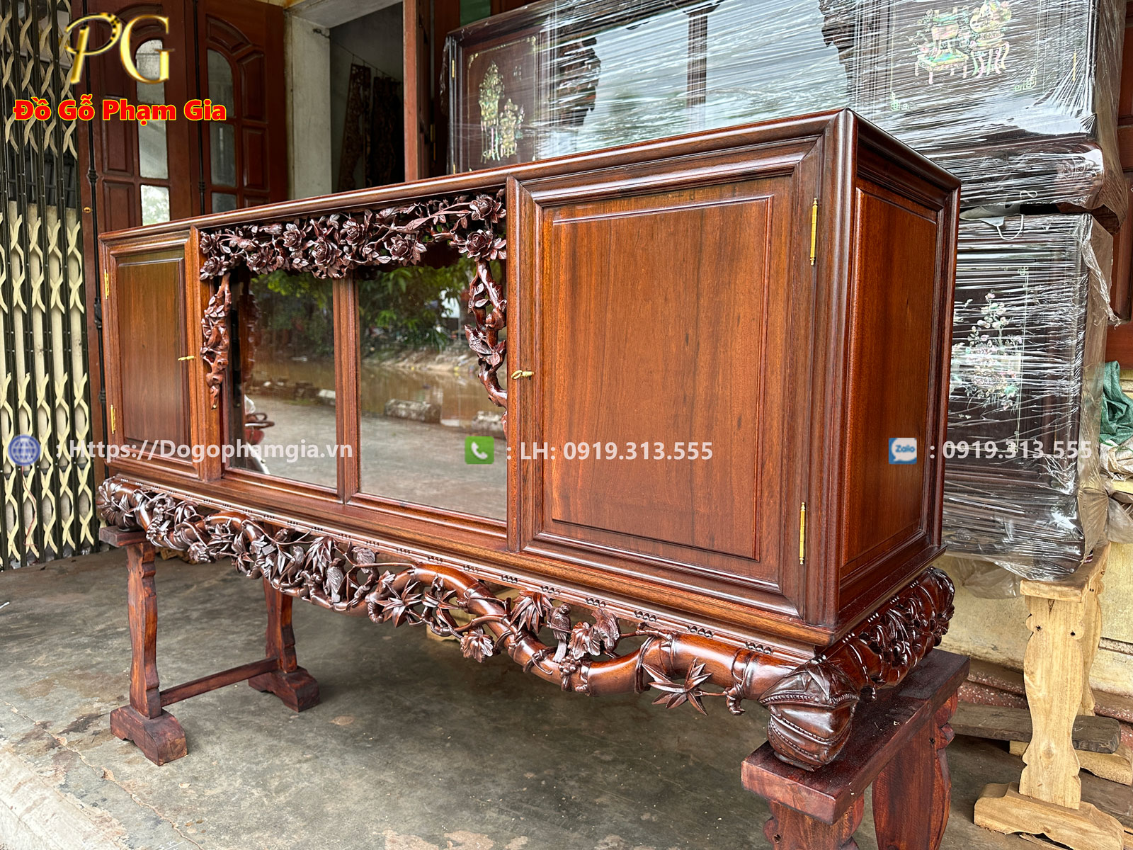 Quy cách – cấu tạo của tủ chè cổ gỗ gụ