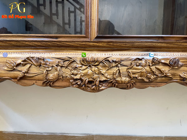 Tủ chè gỗ gụ ta chạm sen vịt được rất nhiều người lựa chọn sử dụng