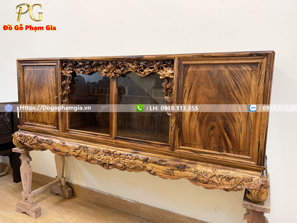 Tủ chè gỗ gụ ta chạm sen vịt được rất nhiều người lựa chọn sử dụng
