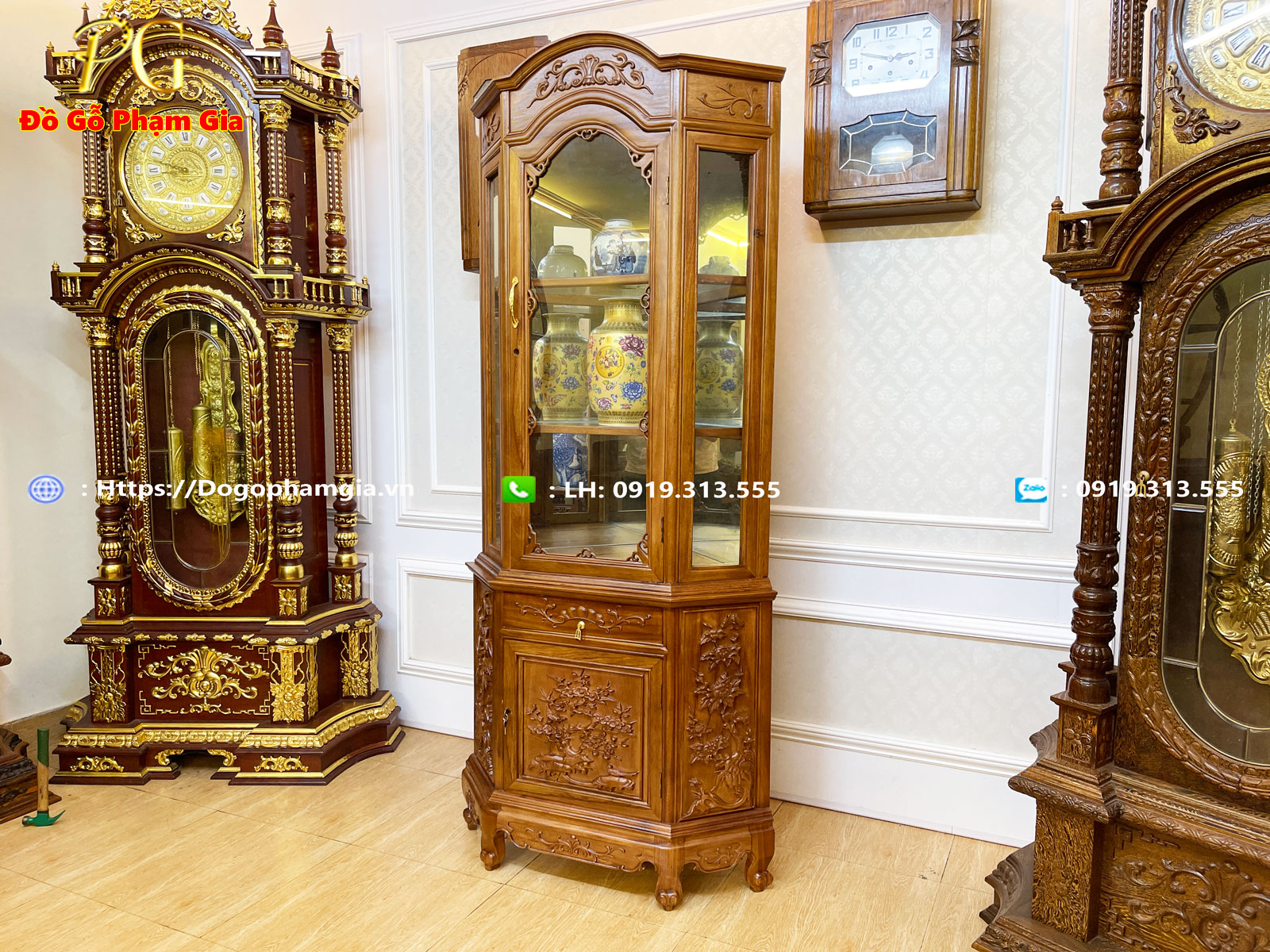 Hình ảnh chi tiết tủ góc bày đồ gỗ gõ Hình ảnh chi tiết tủ góc bày đồ gỗ gõ